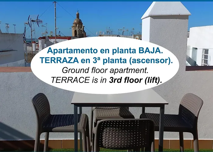 Brujula Ground Floor Indoor Apartment By Cadiz4Rentals